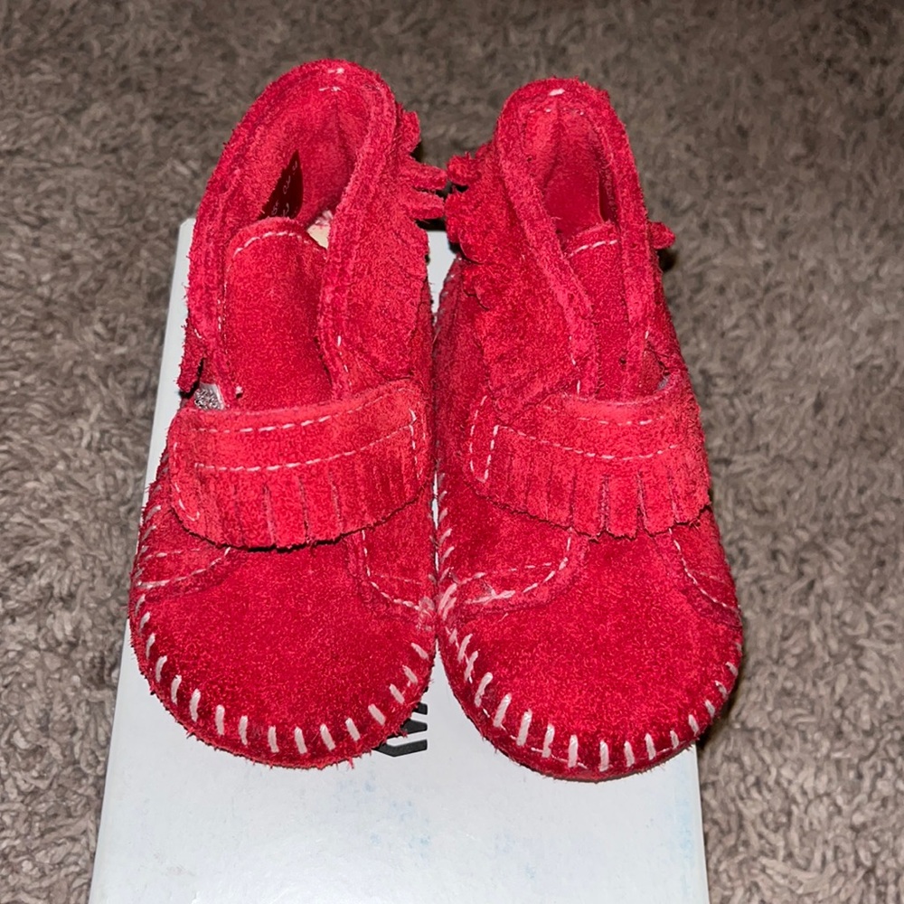 Minnetonka Velcro Front Strap Boot